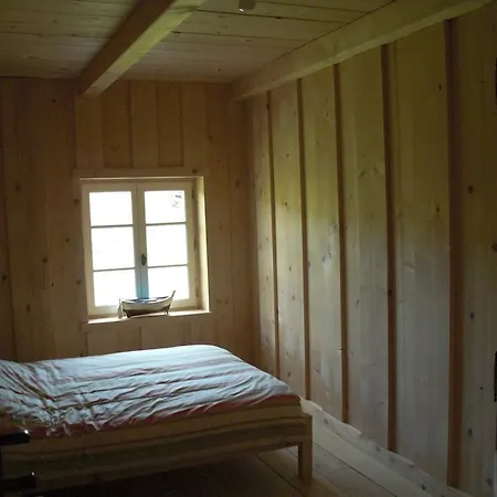 度假居 Ferme Des Poncees *