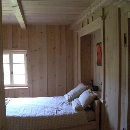 Ferme Des Poncées Hébergement de vacances *